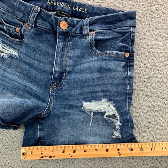 American Eagle Women's Curvy Midi Next Level Stretch Shorts  -  Size: 6 - Picture 11 of 16